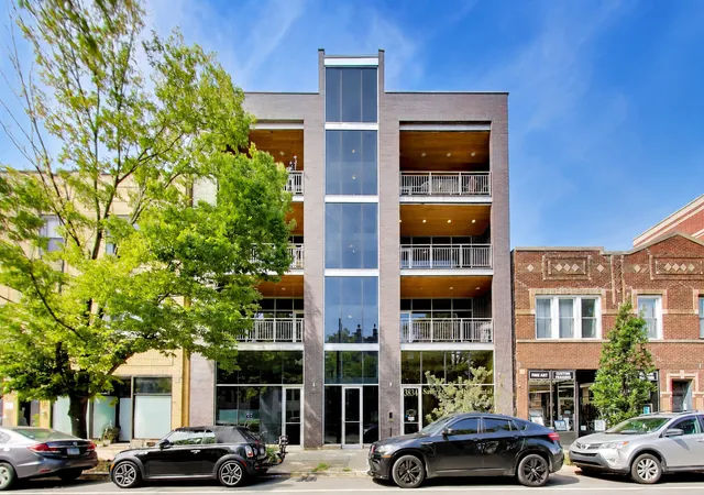Photo 1 of Condo for sale at 3834 N Ashland Ave #3N, Chicago, IL 60613 | MLS# 12754305 | Listing updated on 2026-09-16