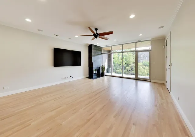 Photo 2 of Condo for sale at 3834 N Ashland Ave #3N, Chicago, IL 60613 | MLS# 12754305 | Listing updated on 2026-09-16