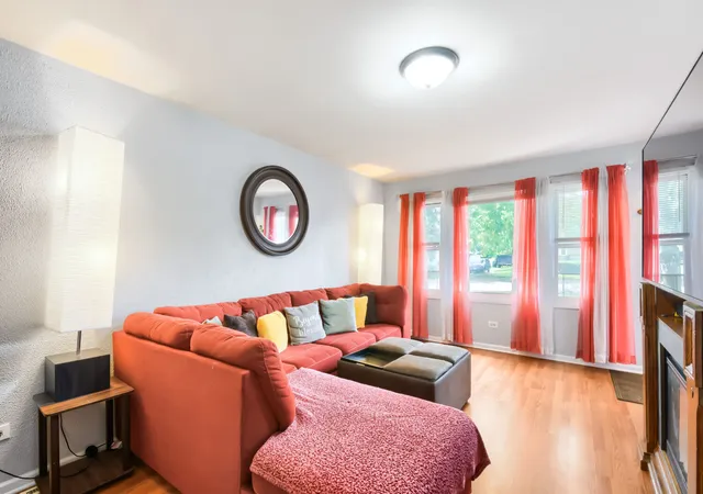 Photo 3 of Single family home for sale at 14 N Rebecca St, Glenwood, IL 60425 | MLS# 12754309 | Listing updated on 2026-09-14