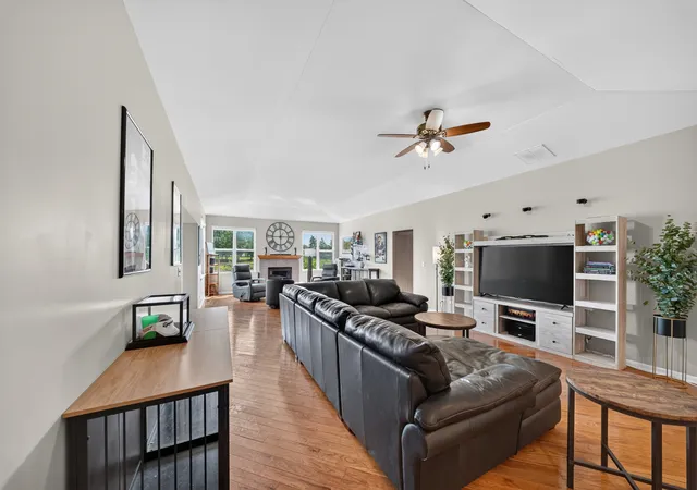 Photo 2 of Single family home for sale at 840 Verdi Ct, Woodstock, IL 60098 | MLS# 12754311 | Listing updated on 2026-09-15
