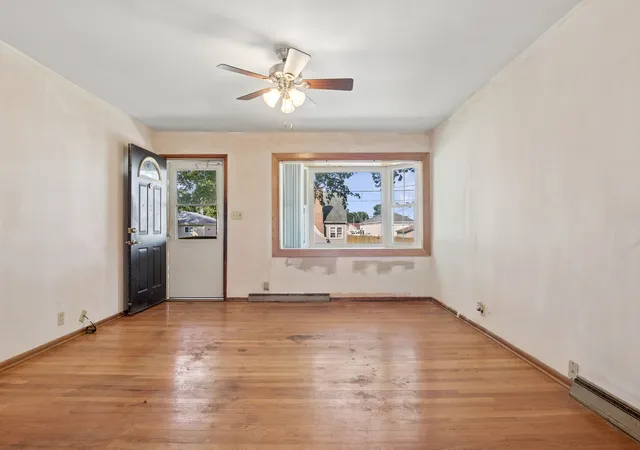 Photo 3 of Single family home for sale at 1114 S 5th Street, De Kalb, IL 60115 | MLS# 12754314 | Listing updated on 2026-09-16