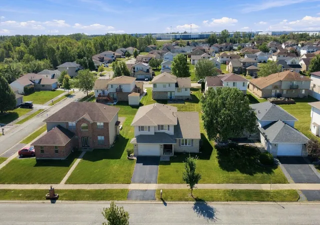 Photo 3 of Single family home for sale at 5207 Bentgrass Ave, Richton Park, IL 60471 | MLS# 12754316 | Listing updated on 2026-10-05