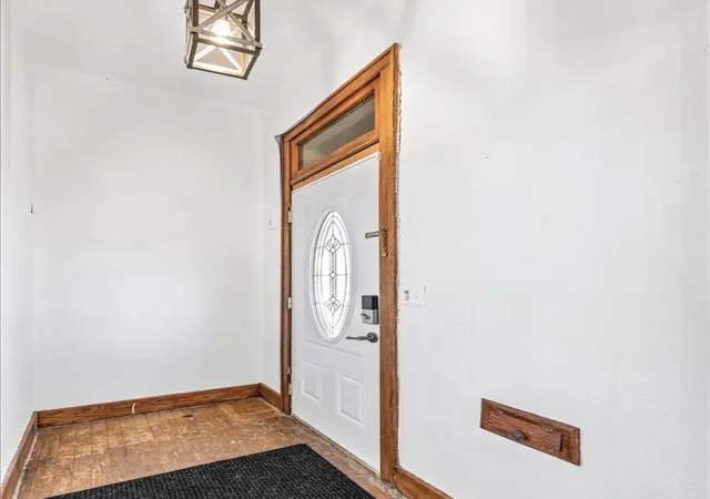 Photo 4 of Single family home for sale at 610 Mcclure Ave, Elgin, IL 60123 | MLS# 12754322 | Listing updated on 2026-09-14