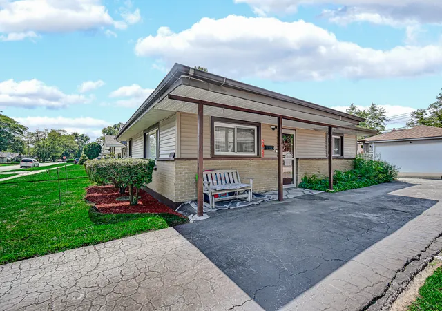 Photo 3 of Single family home for sale at 15218 Dorchester Ave, Dolton, IL 60419 | MLS# 12754328 | Listing updated on 2026-09-22