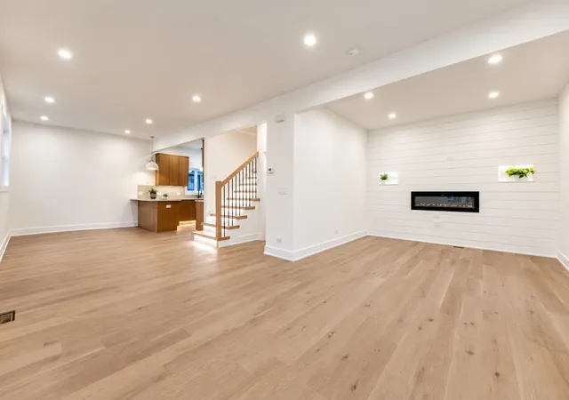 Photo 2 of Single family home for sale at 5721 S Newcastle Ave, Chicago, IL 60638 | MLS# 12754343 | Listing updated on 2026-09-14