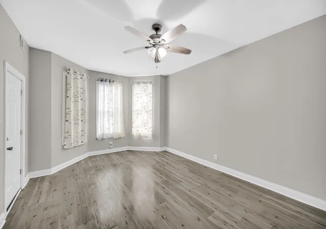 Listing Photo 4 - Condo for sale in building located at 7304 S Peoria St, Chicago, IL 60621
