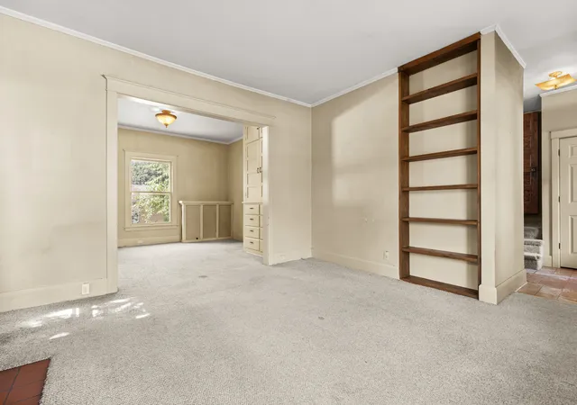 Photo 4 of Single family home for sale at 1818 Cumberland St, Rockford, IL 61103 | MLS# 12754360 | Listing updated on 2026-09-14