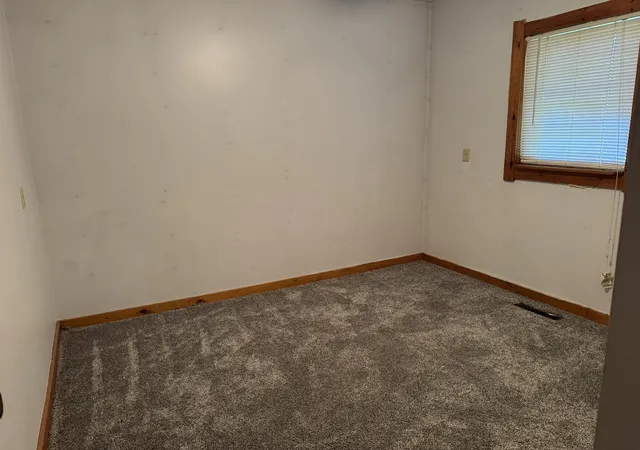 Photo 3 of Single family home for sale at 77 Hines Rd, Murphysboro, IL 62966 | MLS# 12754363 | Listing updated on 2026-10-11