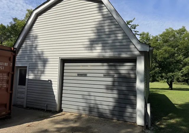 Photo 4 of Single family home for sale at 77 Hines Rd, Murphysboro, IL 62966 | MLS# 12754363 | Listing updated on 2026-10-11