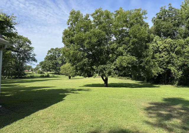 Photo 6 of Single family home for sale at 77 Hines Rd, Murphysboro, IL 62966 | MLS# 12754363 | Listing updated on 2026-10-11