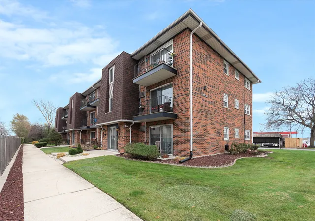 Condo for sale at 12635 S Kostner Ave #3F, Alsip, IL 60803 | MLS# 12754381