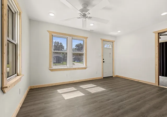 Photo 3 of Single family home for sale at 332 Gilbert Ter, Machesney Park, IL 61115 | MLS# 12754400 | Listing updated on 2026-09-14