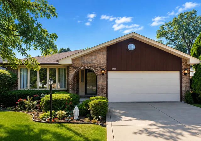 Photo 1 of Single family home for sale at 9708 S 81st Avenue, Palos Hills, IL 60465 | MLS# 12754407 | Listing updated on 2026-09-19