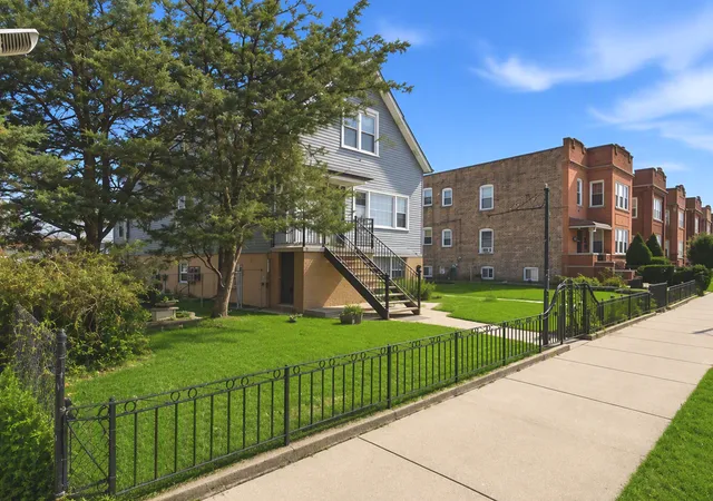 Photo 3 of Multi family home for sale at 6042 W Addison St, Chicago, IL 60634 | MLS# 12754455 | Listing updated on 2026-10-07