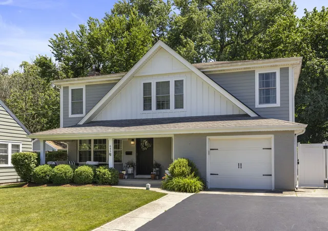 Single family home for sale at 645 Hill Ave, Glen Ellyn, IL 60137 | MLS# 12754464