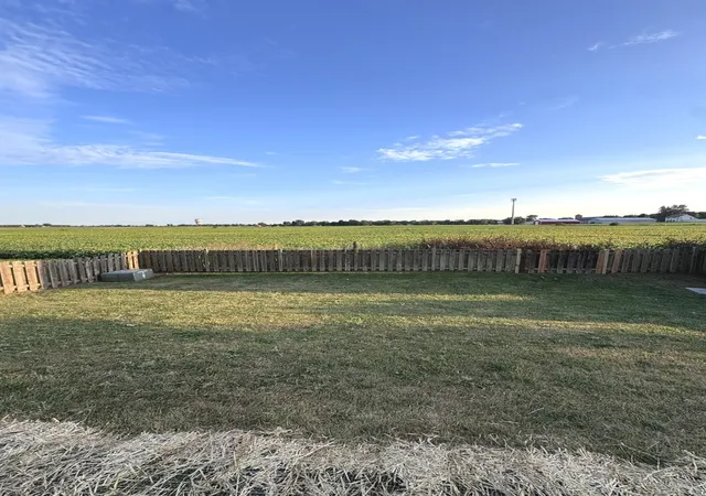 Photo 21 of Single family home for sale at 70 E Meadow Dr, Cortland, IL 60112 | MLS# 12754484 | Listing updated on 2026-09-15