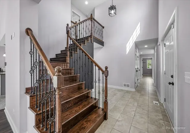 Photo 4 of Single family home for sale at 400 Spruce Ave, Bensenville, IL 60106 | MLS# 12754493 | Listing updated on 2026-09-16