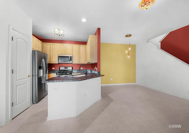 Photo 3 of Condo for sale at 1275 W Lake St #303, Addison, IL 60101 | MLS# 12754509 | Listing updated on 2026-09-20