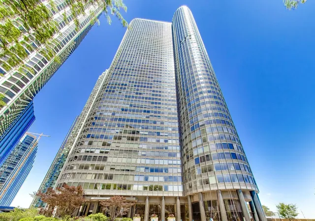 Photo 1 of Condo for sale at 155 N Harbor Dr #2007, Chicago, IL 60601 | MLS# 12754520 | Listing updated on 2026-09-15