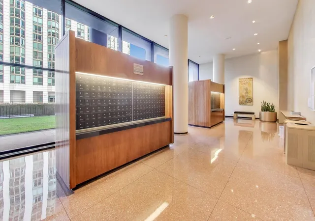Photo 4 of Condo for sale at 155 N Harbor Dr #2007, Chicago, IL 60601 | MLS# 12754520 | Listing updated on 2026-09-15