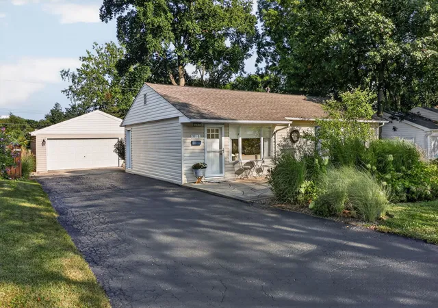 Single family home for sale at 211 S Dorchester Ave, Wheaton, IL 60187 | MLS# 12754523