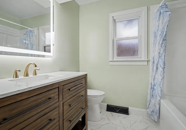 Photo 3 of Single family home for sale at 608 E Payson St, Pontiac, IL 61764 | MLS# 12754532 | Listing updated on 2026-09-27