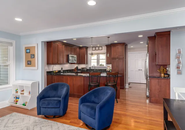 Photo 3 of Single family home for sale at 9129 Mango Ave, Morton Grove, IL 60053 | MLS# 12754534 | Listing updated on 2026-09-13