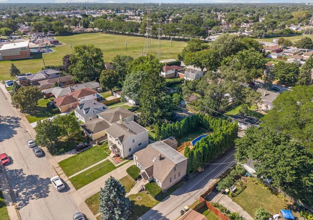Photo 3 of Single family home for sale at 9138 Belleforte Ave, Morton Grove, IL 60053 | MLS# 12754538 | Listing updated on 2026-09-18
