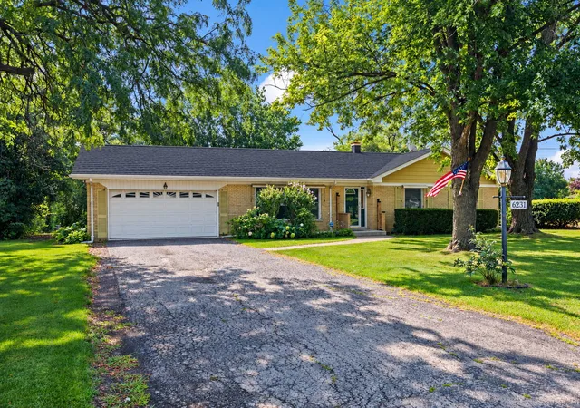 Single family home for sale at 6231 Linden Ln, La Grange Highlands, IL 60525 | MLS# 12754542