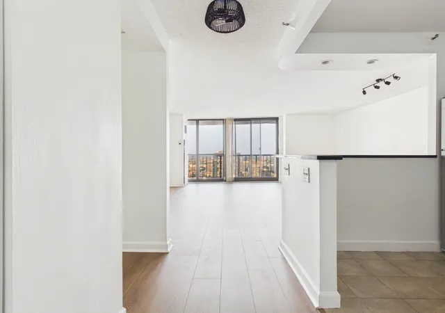 Photo 2 of Condo for sale at 10 E Ontario St #4205, Chicago, IL 60611 | MLS# 12754582 | Listing updated on 2026-09-13
