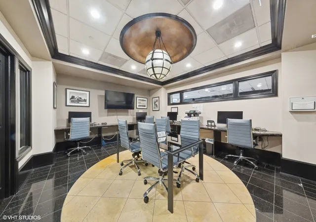 Listing Photo 2 - Condo for sale in building located at 10 E Ontario St, Chicago, IL 60611 - Unit #4205