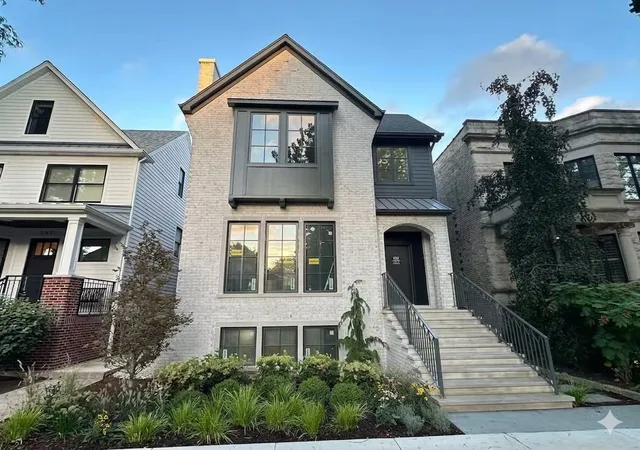 Single family home for sale at 3909 N Hamilton Ave, Chicago, IL 60618 | MLS# 12754584