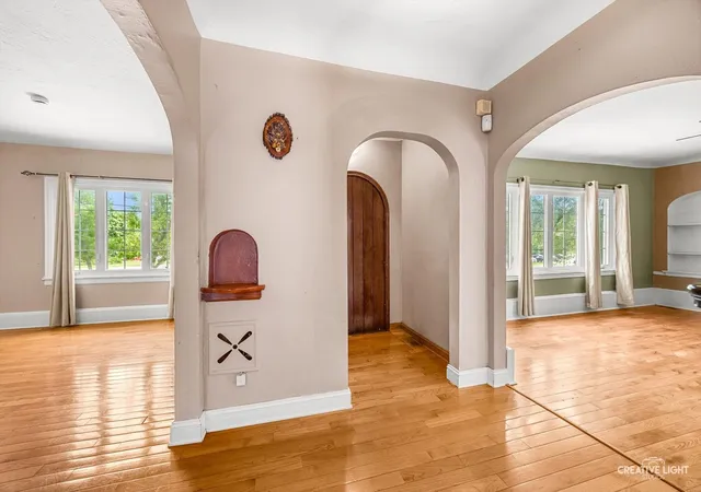Photo 3 of Single family home for sale at 980 S State St, Elgin, IL 60123 | MLS# 12754596 | Listing updated on 2026-09-15