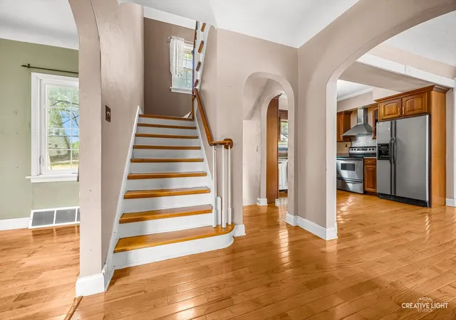 Photo 3 of Single family home for sale at 980 S State St, Elgin, IL 60123 | MLS# 12754596 | Listing updated on 2026-09-15
