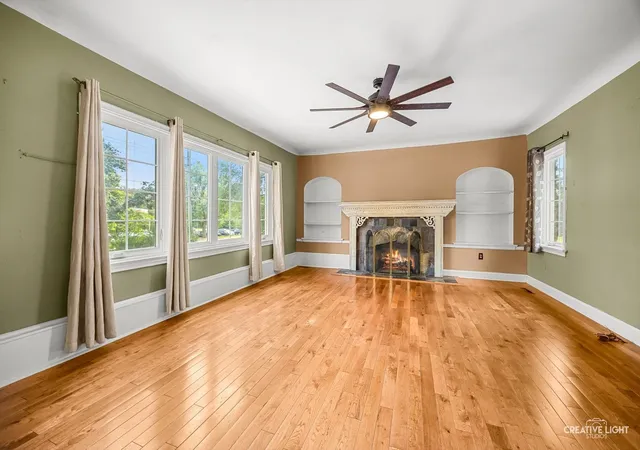 Photo 4 of Single family home for sale at 980 S State St, Elgin, IL 60123 | MLS# 12754596 | Listing updated on 2026-09-15