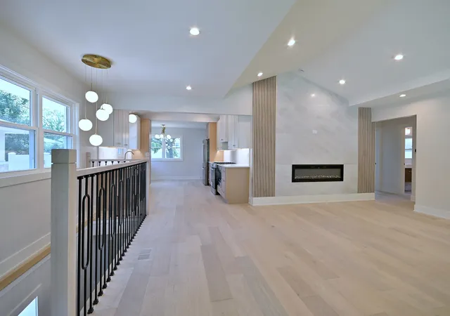 Photo 3 of Single family home for sale at 800 S Swain Ave, Elmhurst, IL 60126 | MLS# 12754611 | Listing updated on 2026-09-15