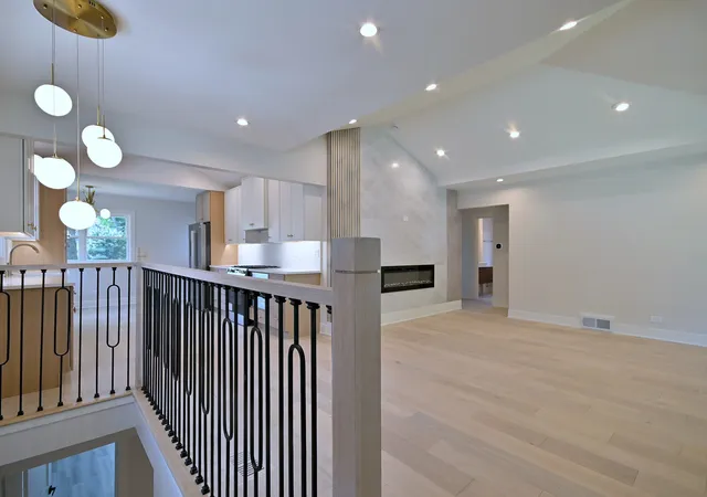 Photo 3 of Single family home for sale at 800 S Swain Ave, Elmhurst, IL 60126 | MLS# 12754611 | Listing updated on 2026-09-15