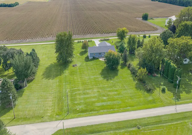 Photo 3 of Single family home for sale at 203 W South St, Dover, IL 61323 | MLS# 12754613 | Listing updated on 2026-10-16