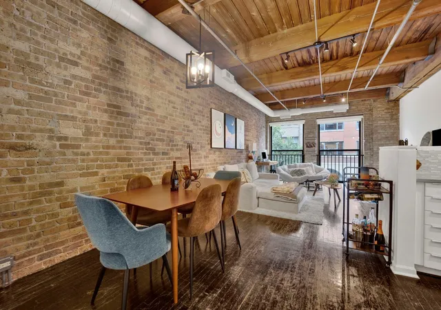 Photo 4 of Condo for sale at 225 W Huron St #211, Chicago, IL 60654 | MLS# 12754621 | Listing updated on 2026-09-15