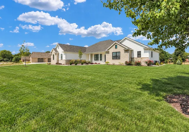 Photo 2 of Single family home for sale at 200 Constitution Blvd, Monticello, IL 61856 | MLS# 12754622 | Listing updated on 2026-10-16