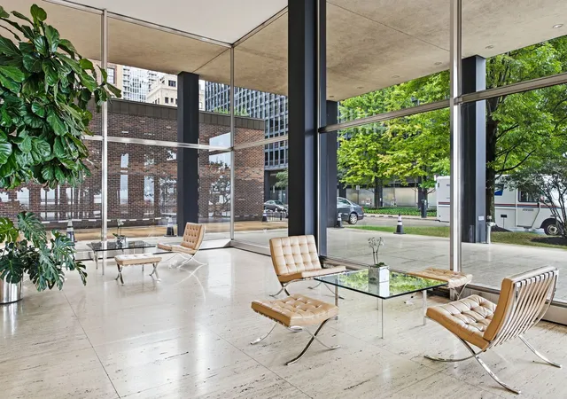 Photo 2 of Condo for sale at 880 N Lake Shore Dr #4B, Chicago, IL 60611 | MLS# 12754624 | Listing updated on 2026-09-12