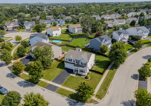 Photo 3 of Single family home for sale at 2800 Great Meadow Dr, Joliet, IL 60432 | MLS# 12754638 | Listing updated on 2026-09-23