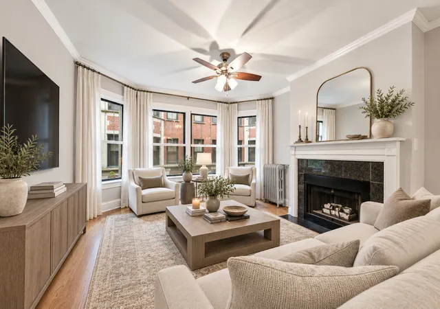 Photo 3 of Condo for sale at 7639 N Eastlake Ter #1D, Chicago, IL 60626 | MLS# 12754642 | Listing updated on 2026-09-15