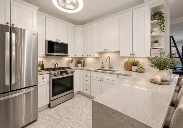 Listing Photo 4 - Condo for sale in building located at 7639 N Eastlake Ter, Chicago, IL 60626 - Unit #1D