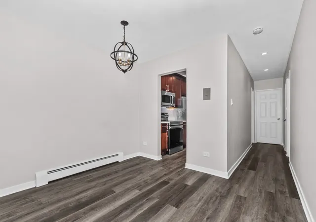 Photo 4 of Condo for sale at 938 North Blvd #402, Oak Park, IL 60301 | MLS# 12754652 | Listing updated on 2026-09-21