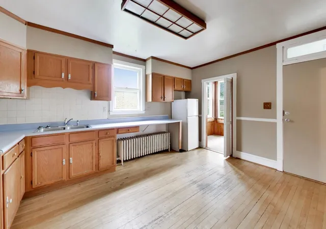 Listing Photo 4 - Condo for sale in building located at 5753 W Giddings St, Chicago, IL 60630