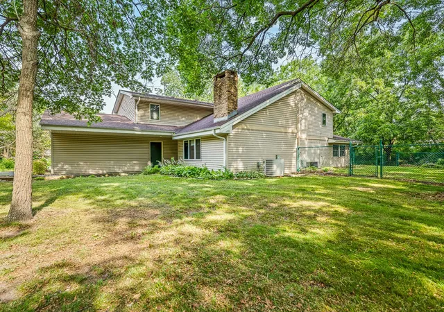 Photo 1 of Single family home for sale at 6538 Coach Lite Ct, Loves Park, IL 61111 | MLS# 12754686 | Listing updated on 2026-09-15