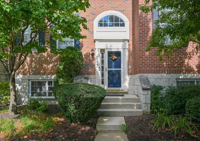Photo 3 of Townhouse for sale at 217 Willow Blvd, Willow Springs, IL 60480 | MLS# 12754688 | Listing updated on 2026-09-22