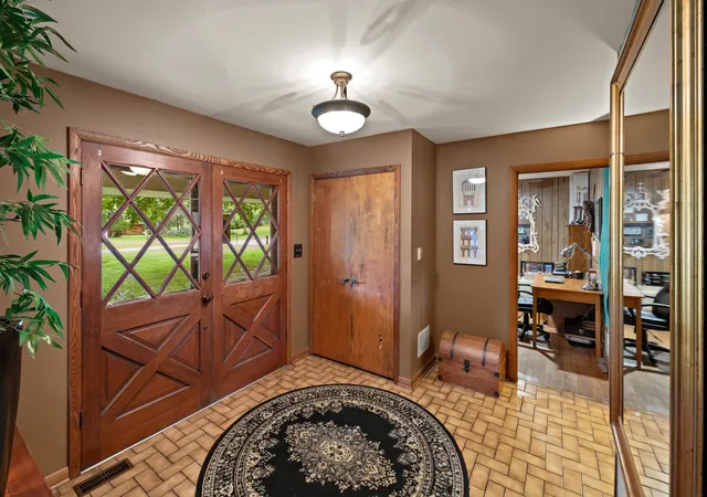 Photo 2 of Single family home for sale at 19616 Kishwaukee Valley Rd, Marengo, IL 60152 | MLS# 12754712 | Listing updated on 2026-10-03