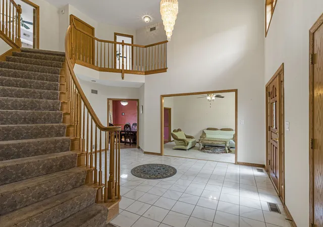Photo 2 of Single family home for sale at 40322 N Golden Eagle Ct, Antioch, IL 60002 | MLS# 12754727 | Listing updated on 2026-09-21